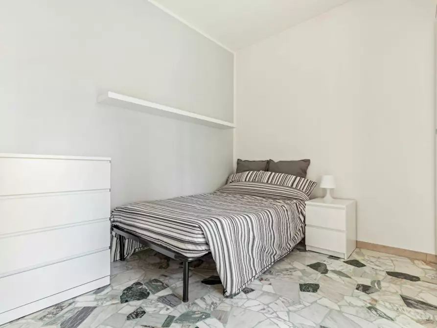 Immagine 3 di Camera in affitto  in Via Antonio Panizzi a Milano