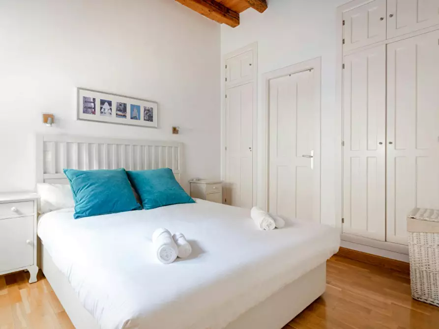 Immagine 7 di Appartamento in affitto  in Calle Hernán Cortés a Madrid