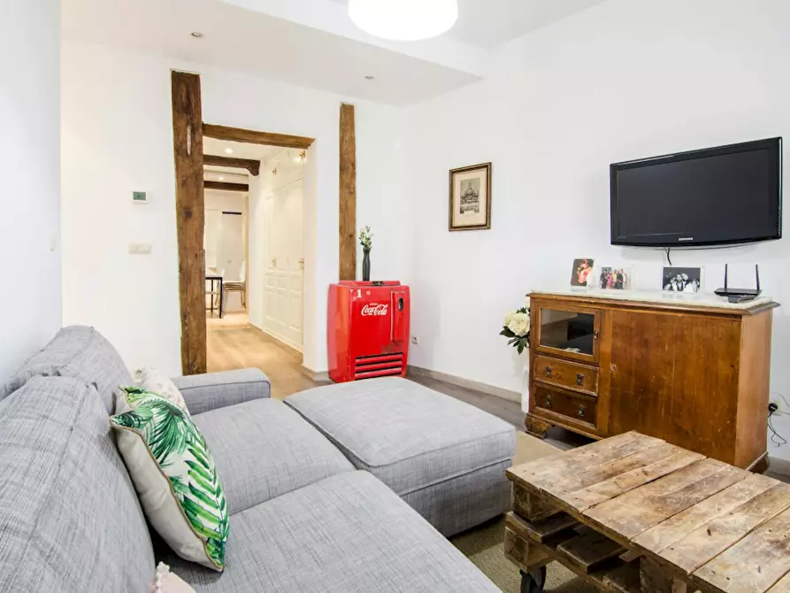 Immagine 2 di Appartamento in affitto  in Calle de Fuencarral a Madrid