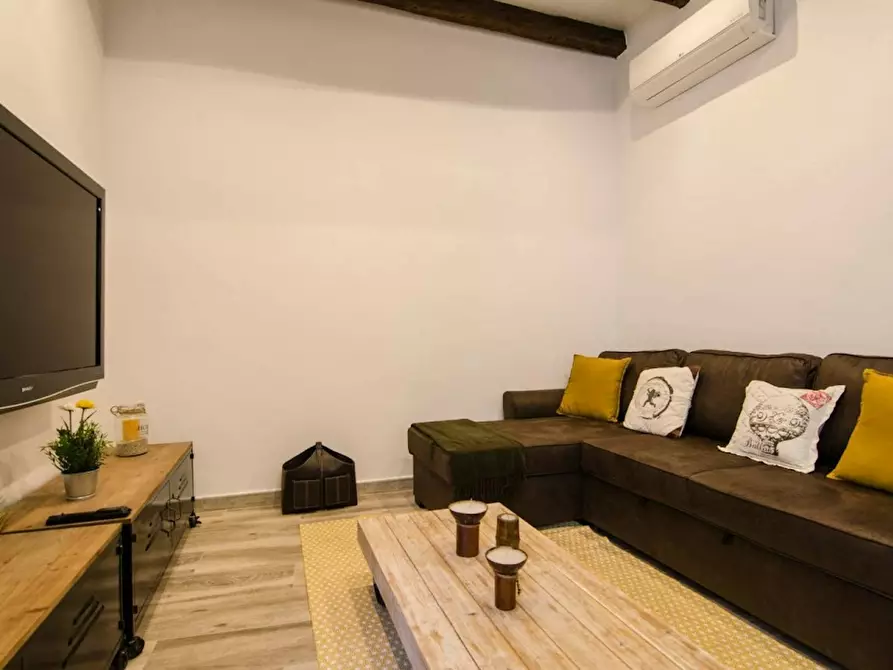 Immagine 2 di Appartamento in affitto  in Calle de la Cava Alta a Madrid