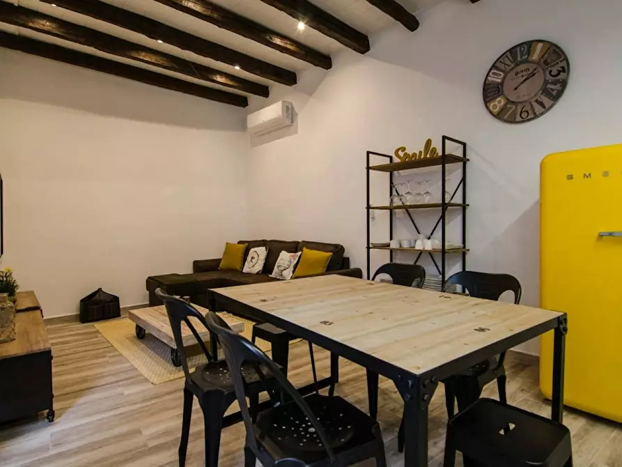 Immagine 5 di Appartamento in affitto  in Calle de la Cava Alta a Madrid