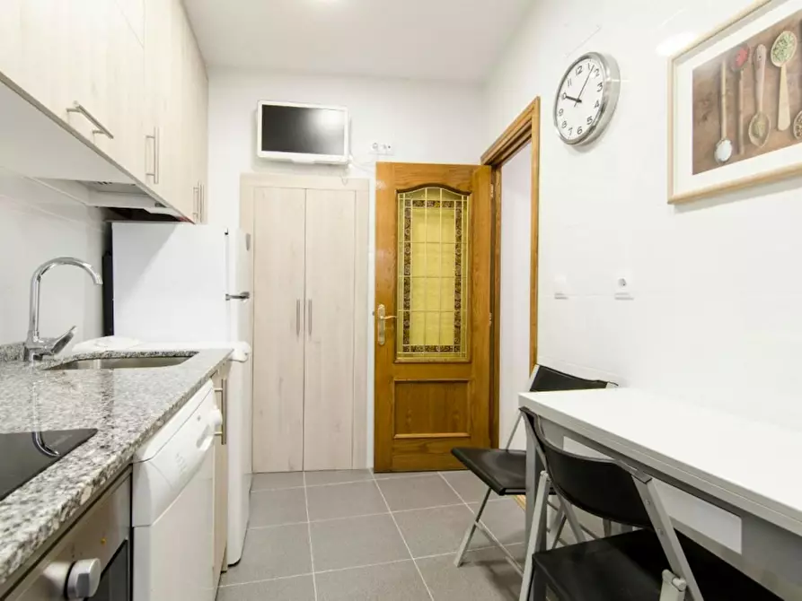 Immagine 10 di Appartamento in affitto  in Calle de las Huertas a Madrid