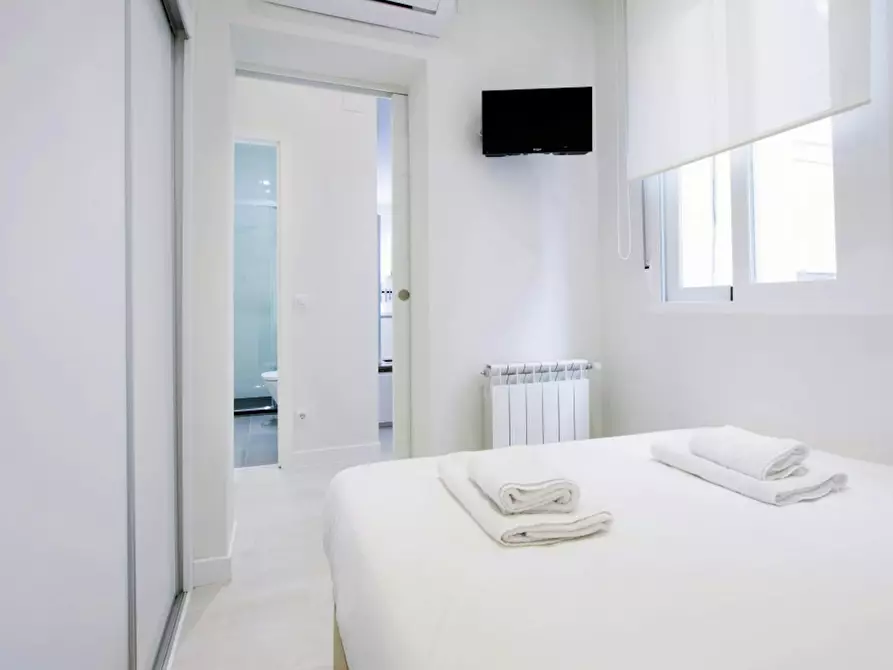 Immagine 10 di Appartamento in affitto  in Calle de José Ortega y Gasset a Madrid