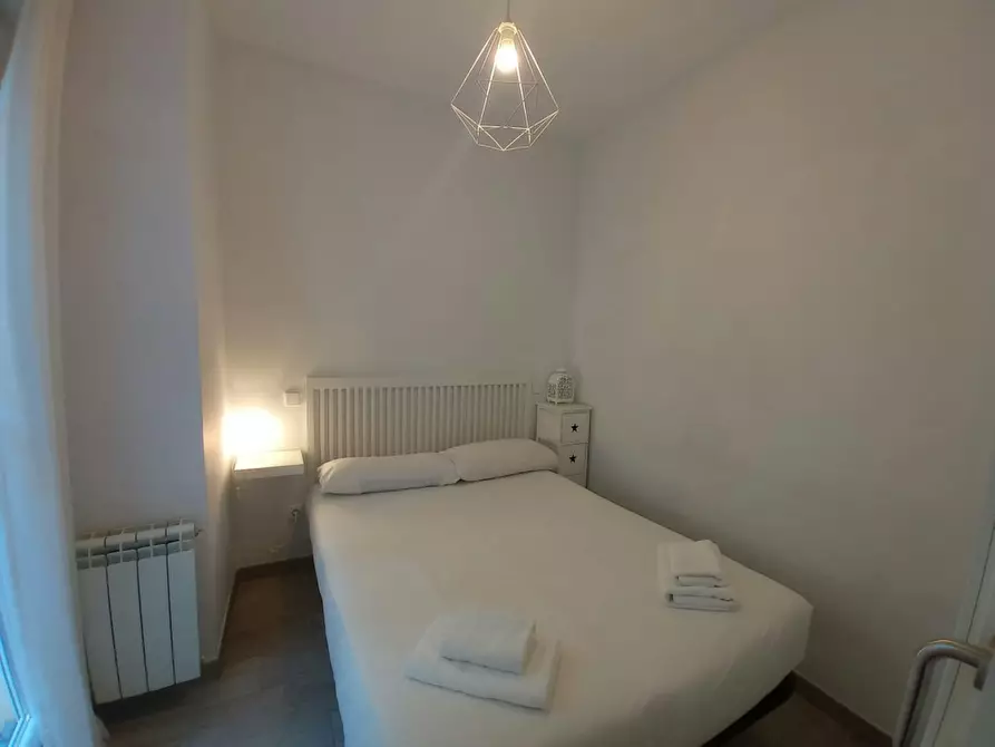 Immagine 6 di Appartamento in affitto  in Calle de la Palma a Madrid