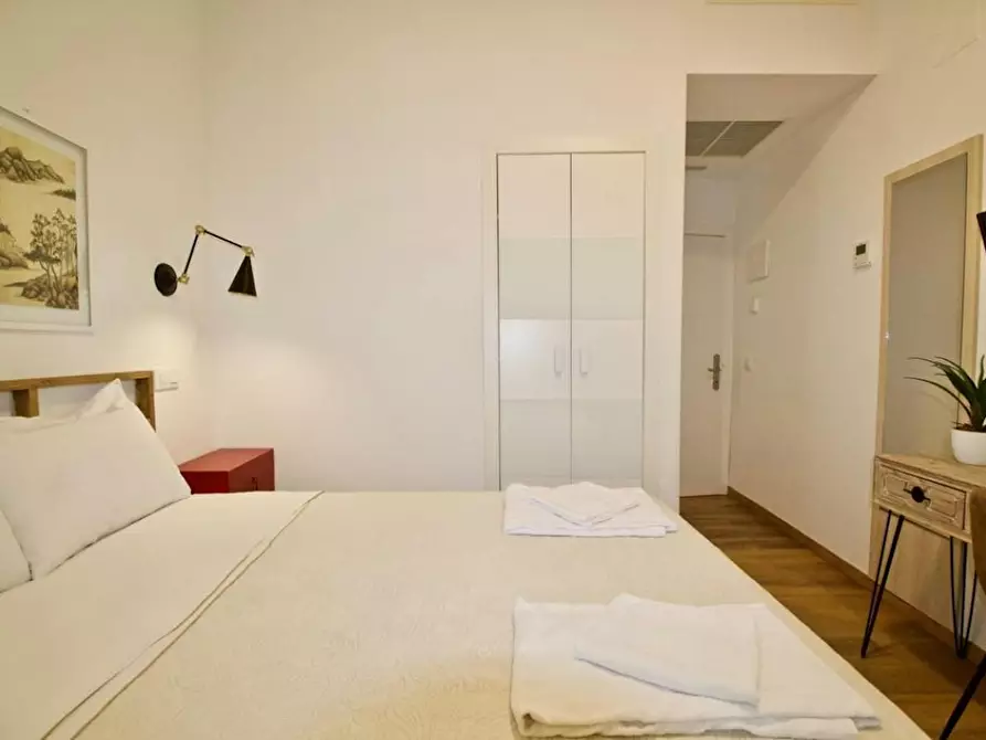 Immagine 1 di Appartamento in affitto  in Calle de Atocha a Madrid