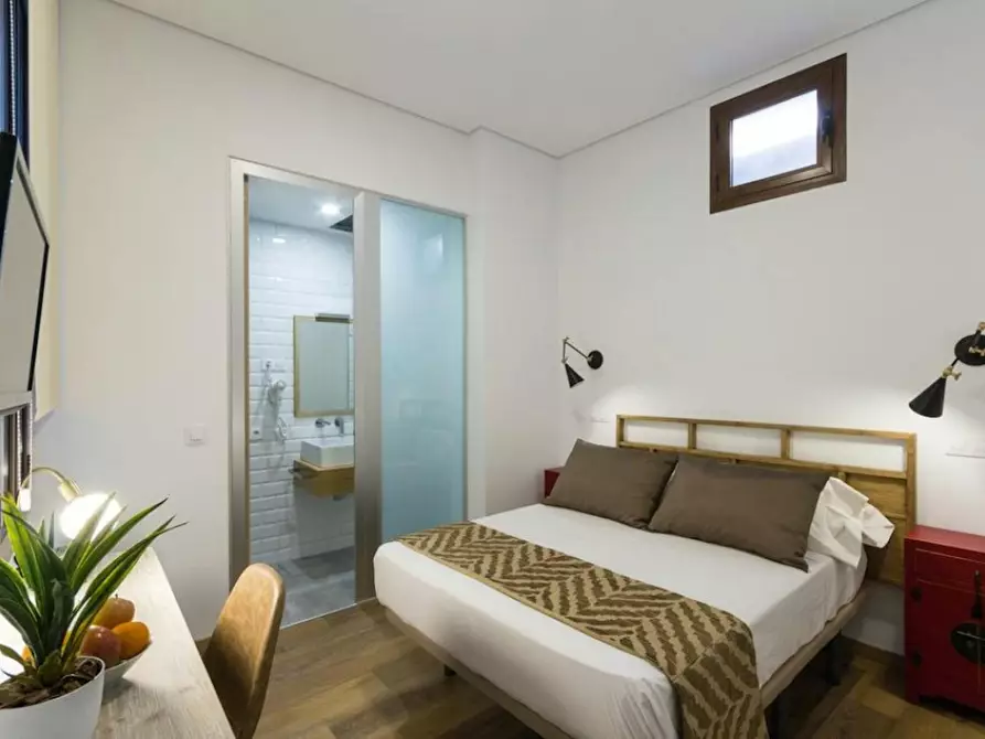 Immagine 1 di Appartamento in affitto  in Calle de Atocha a Madrid