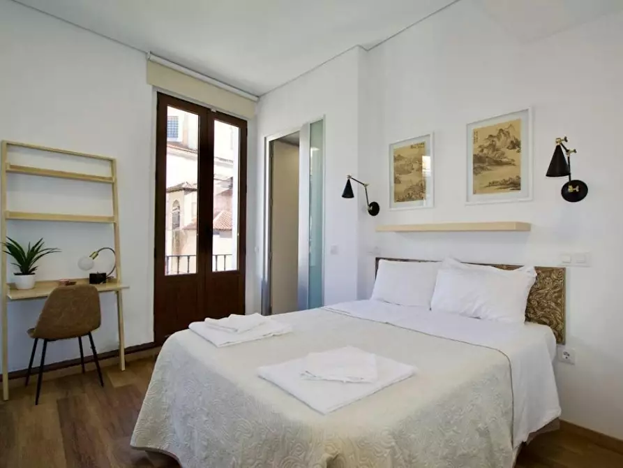 Immagine 1 di Appartamento in affitto  in Calle de Atocha a Madrid