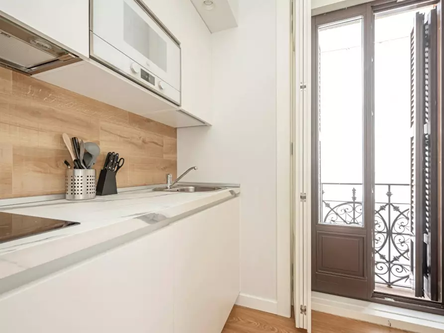 Immagine 9 di Appartamento in affitto  in Calle de Galdo a Madrid