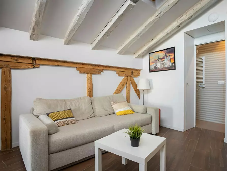Immagine 4 di Appartamento in affitto  in Calle Imperial a Madrid