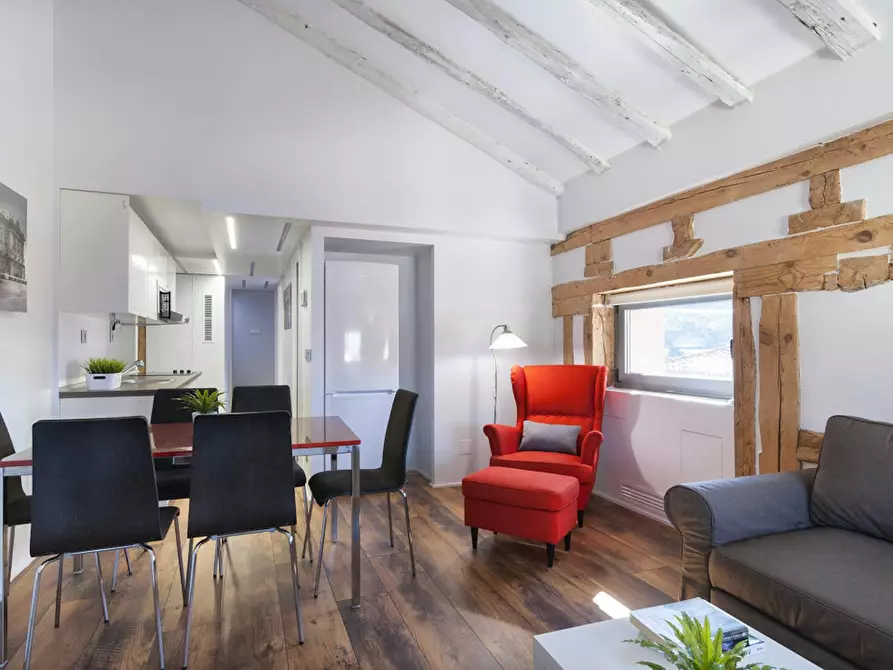 Immagine 4 di Appartamento in affitto  in Calle Imperial a Madrid