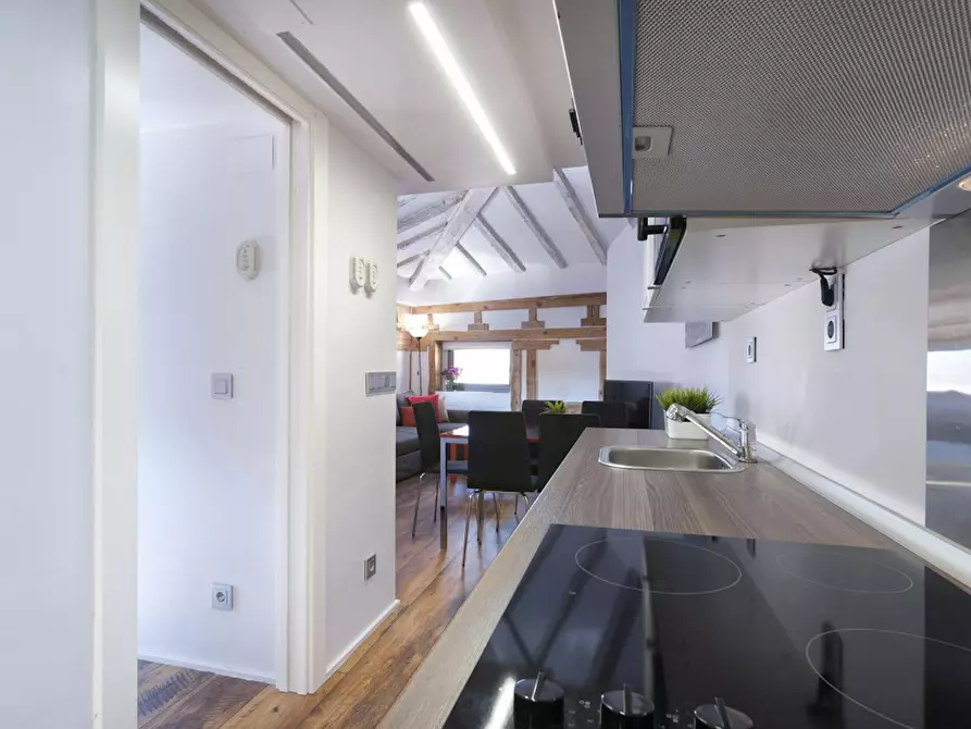 Immagine 8 di Appartamento in affitto  in Calle Imperial a Madrid