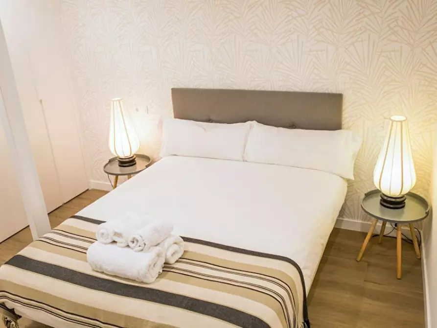 Immagine 7 di Appartamento in affitto  in Calle de Sagunto a Madrid