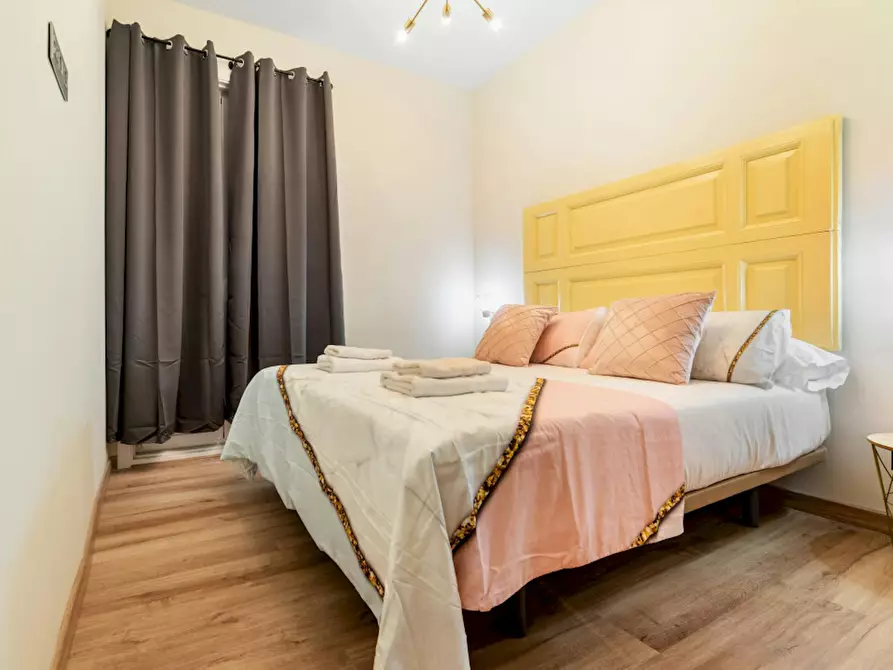 Immagine 7 di Appartamento in affitto  in Calle de Campoamor a Madrid