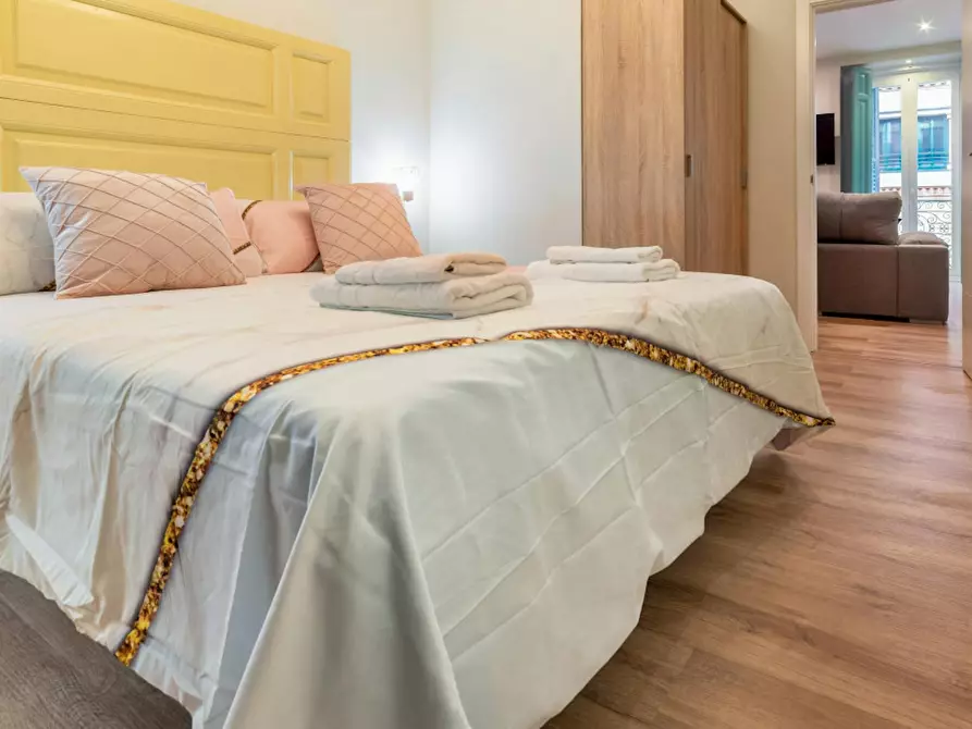 Immagine 8 di Appartamento in affitto  in Calle de Campoamor a Madrid