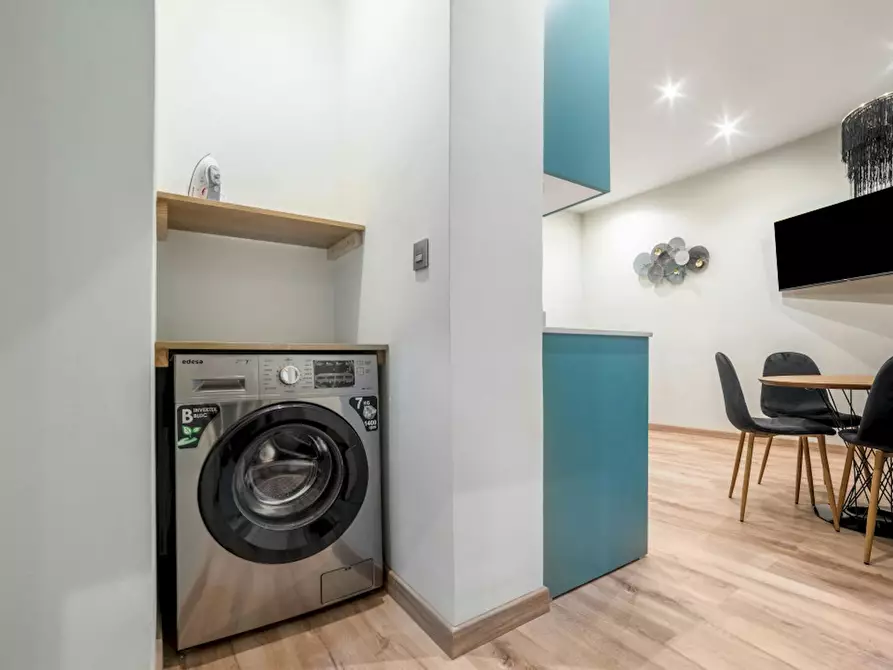 Immagine 8 di Appartamento in affitto  in Calle de Campoamor a Madrid