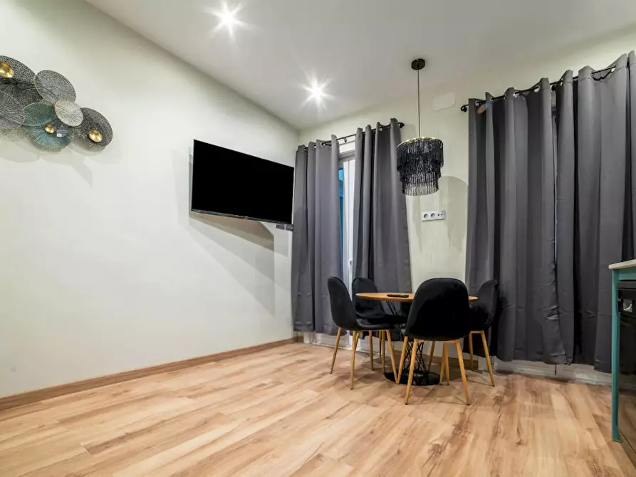 Immagine 3 di Appartamento in affitto  in Calle de Campoamor a Madrid