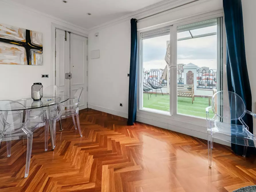Immagine 6 di Appartamento in affitto  in Avenida Felipe II a Madrid