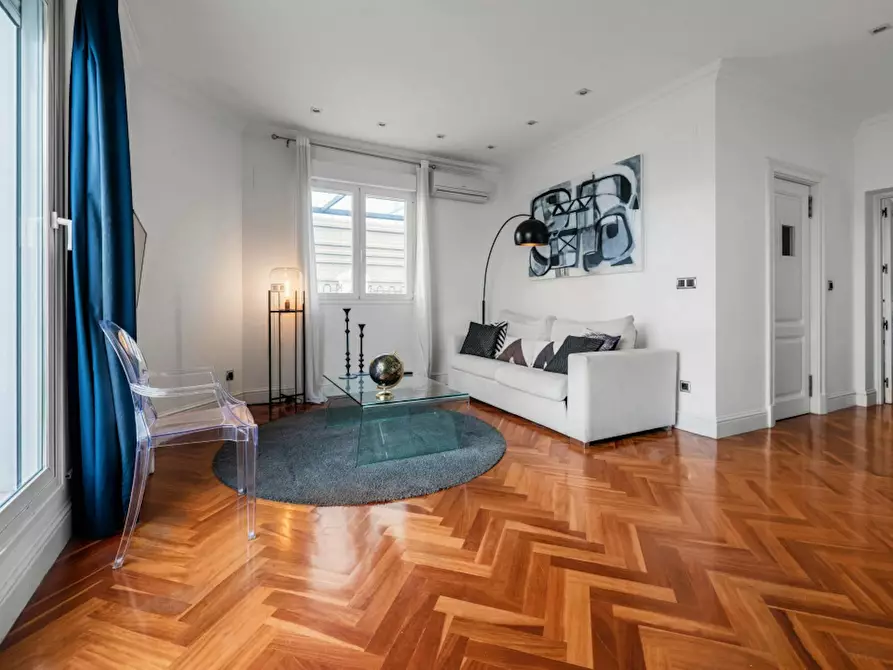 Immagine 7 di Appartamento in affitto  in Avenida Felipe II a Madrid