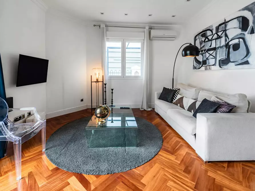Immagine 1 di Appartamento in affitto  in Avenida Felipe II a Madrid