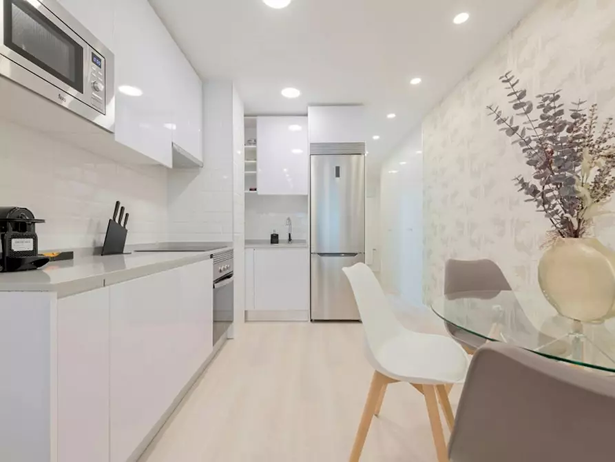 Immagine 8 di Appartamento in affitto  in Calle de Hortaleza a Madrid