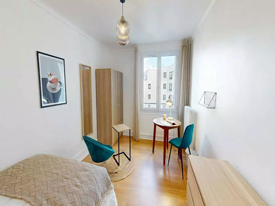 Immagine 2 di Camera in affitto  in Rue de Saussure a Paris 17