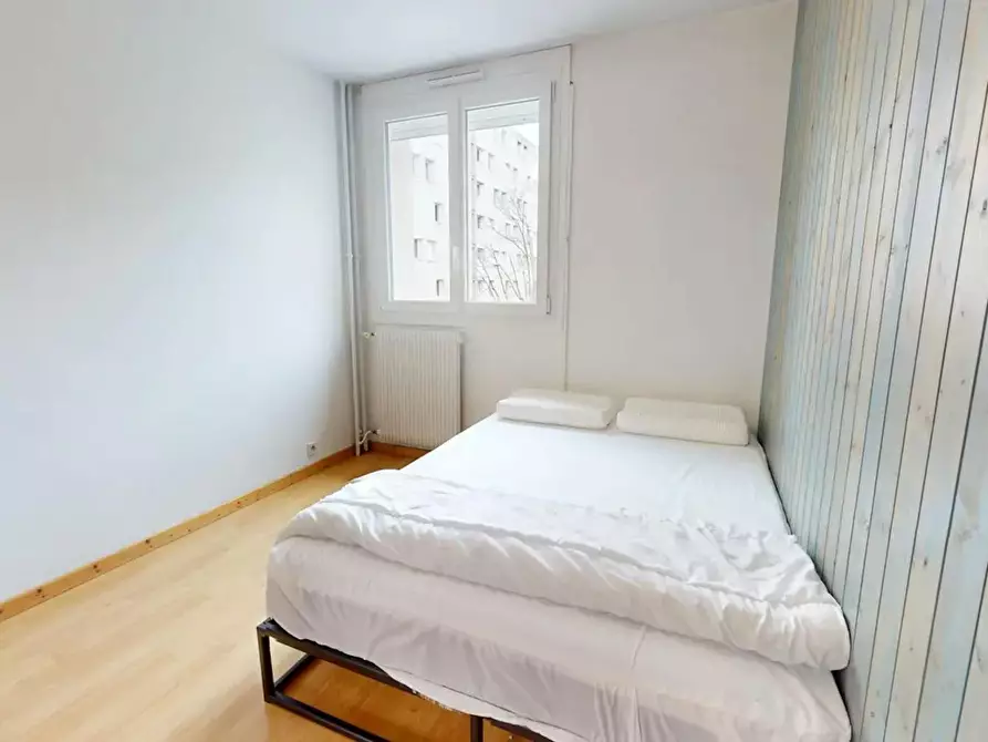Immagine 3 di Camera in affitto  in Rue du Frère Benoît a Oullins