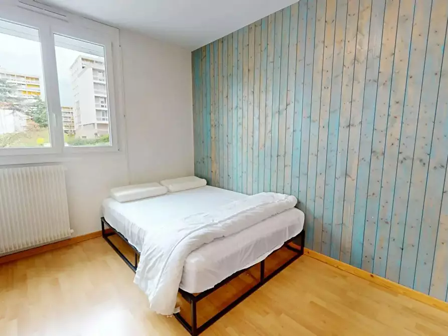 Immagine 2 di Camera in affitto  in Rue du Frère Benoît a Oullins