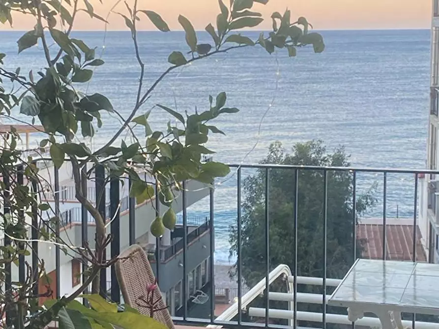 Immagine 3 di Appartamento in affitto  in Via Sillemi a Letojanni