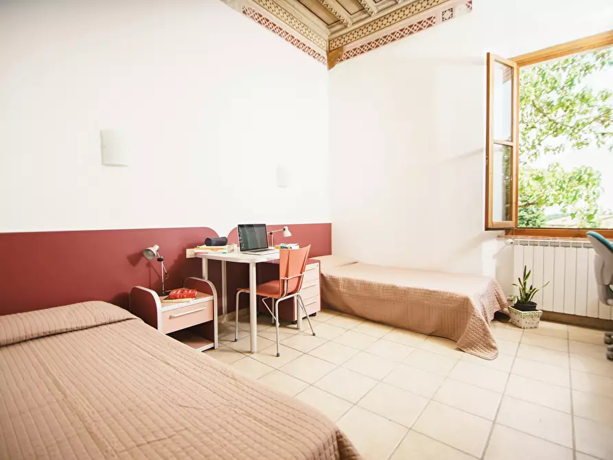 Immagine 1 di Camera condivisa in affitto  in Via Enrico Berlinguer a Siena