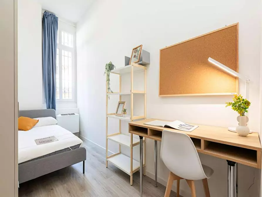 Immagine 4 di Camera in affitto  in Viale Col di Lana a Milano