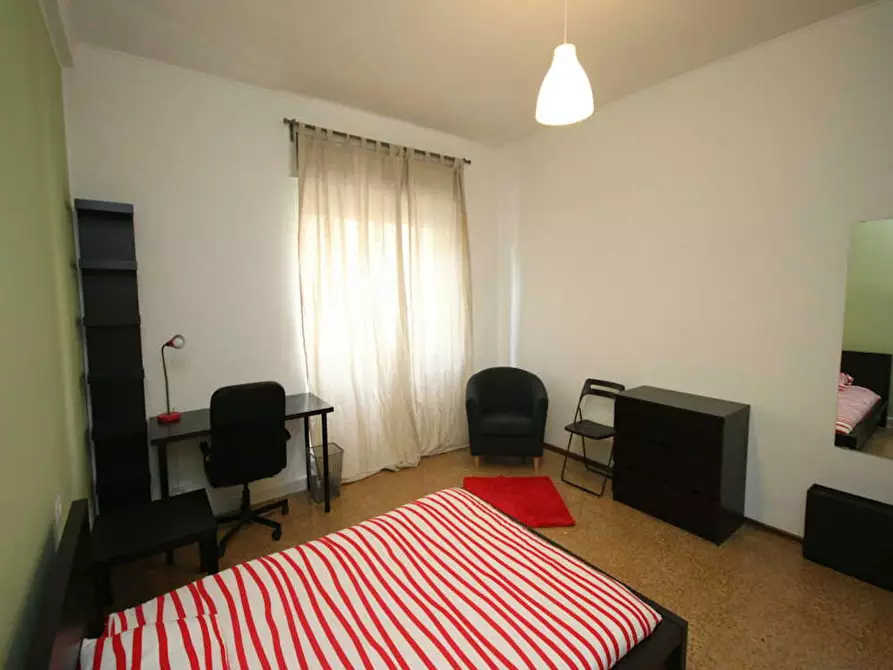 Immagine 10 di Camera in affitto  in Via Stadera a Milano