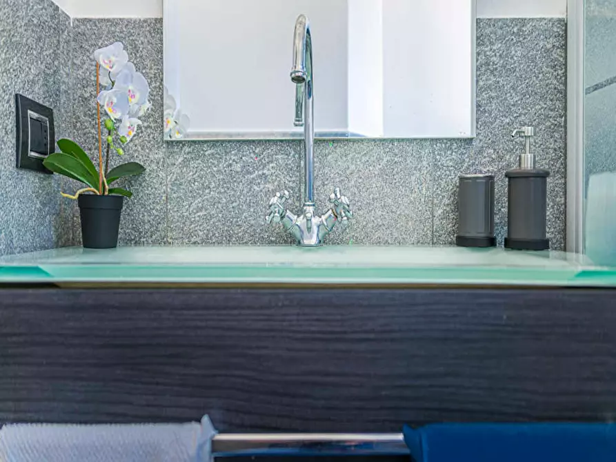 Immagine 6 di Camera in affitto  in Via Giovanni Prati a Milano