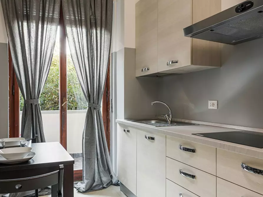 Immagine 10 di Camera in affitto  in Via Orti a Milano