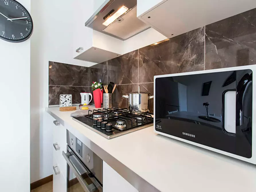 Immagine 9 di Camera in affitto  in Via dei Mandorli a Buccinasco