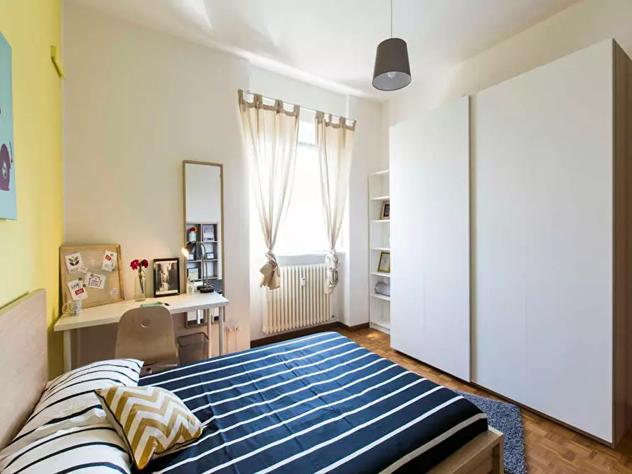 Immagine 1 di Camera in affitto  in Via dei Mandorli a Buccinasco