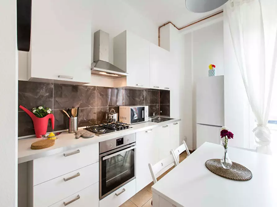 Immagine 10 di Camera in affitto  in Via dei Mandorli a Buccinasco