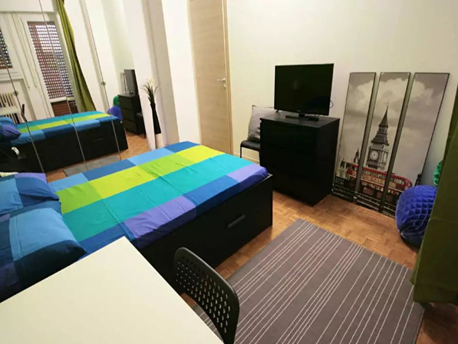 Immagine 2 di Camera in affitto  in Via Plinio a Milano