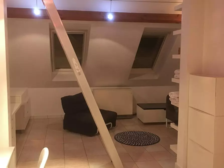 Immagine 1 di Appartamento in affitto  in Annonciadenstraat a Gent