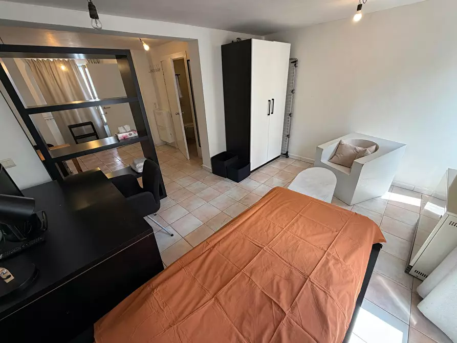 Immagine 1 di Appartamento in affitto  in Annonciadenstraat a Gent