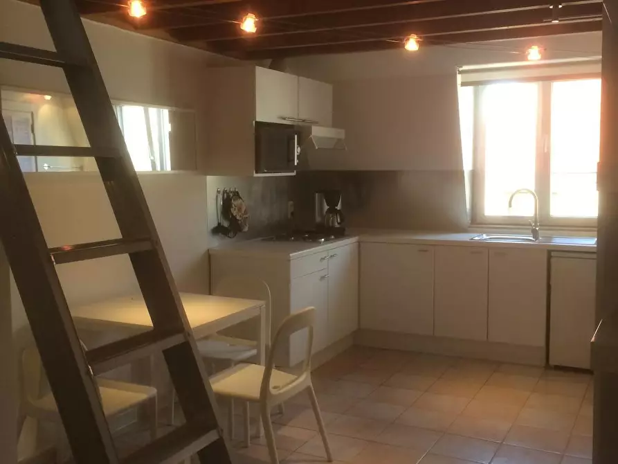 Immagine 6 di Appartamento in affitto  in Annonciadenstraat a Gent