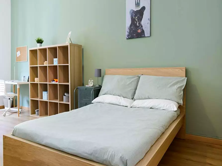 Immagine 1 di Camera in affitto  in Via Mauro Macchi a Milano