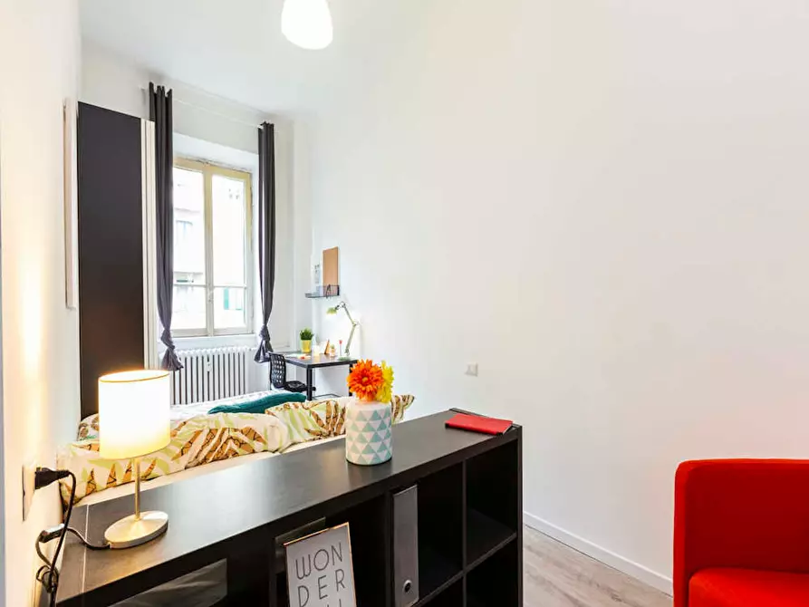 Immagine 4 di Camera in affitto  in Via Paolo Bassi a Milano