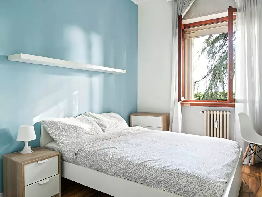 Immagine 1 di Camera in affitto  in Via Federico Tesio a Milano