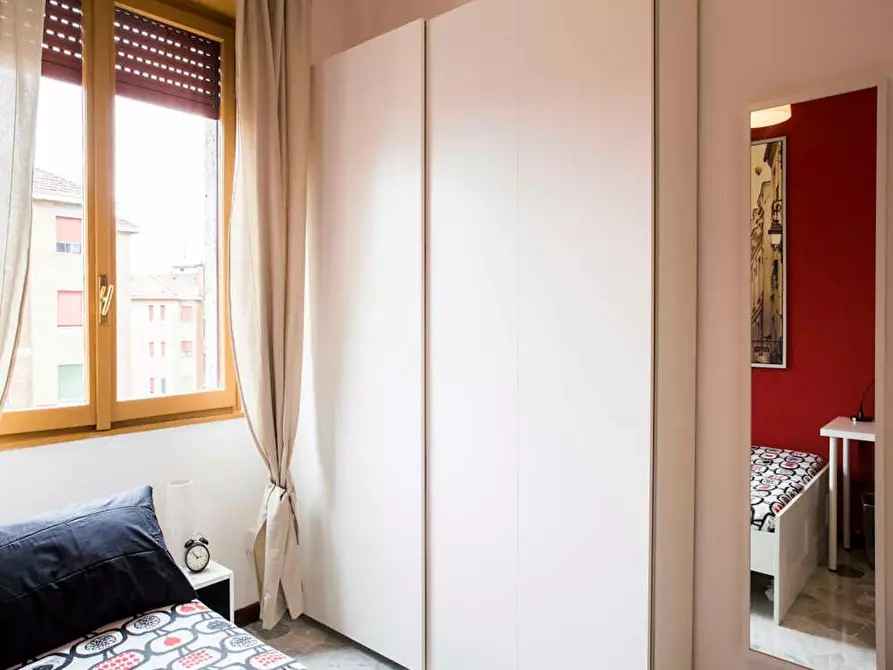 Immagine 4 di Camera in affitto  in Via Salvatore Barzilai a Milano