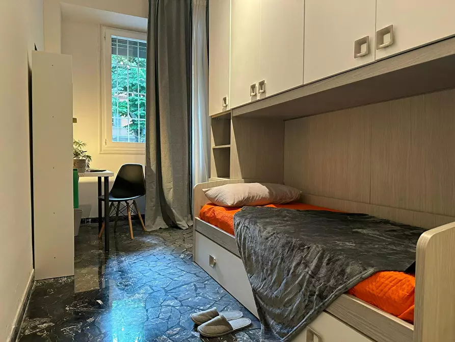 Immagine 3 di Camera in affitto  in Viale Alfredo Oriani a Bologna