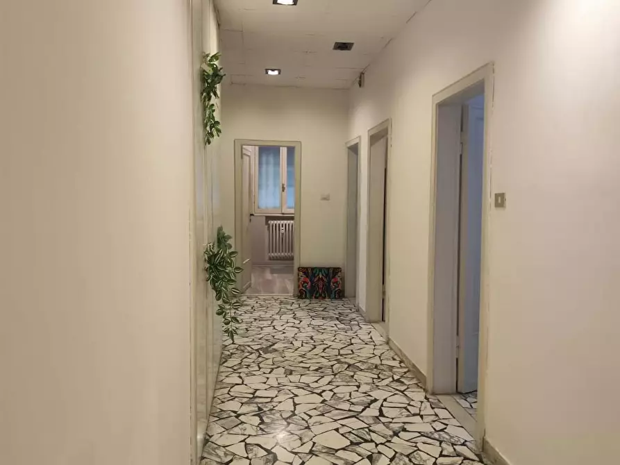 Immagine 10 di Camera in affitto  in Viale Alfredo Oriani a Bologna