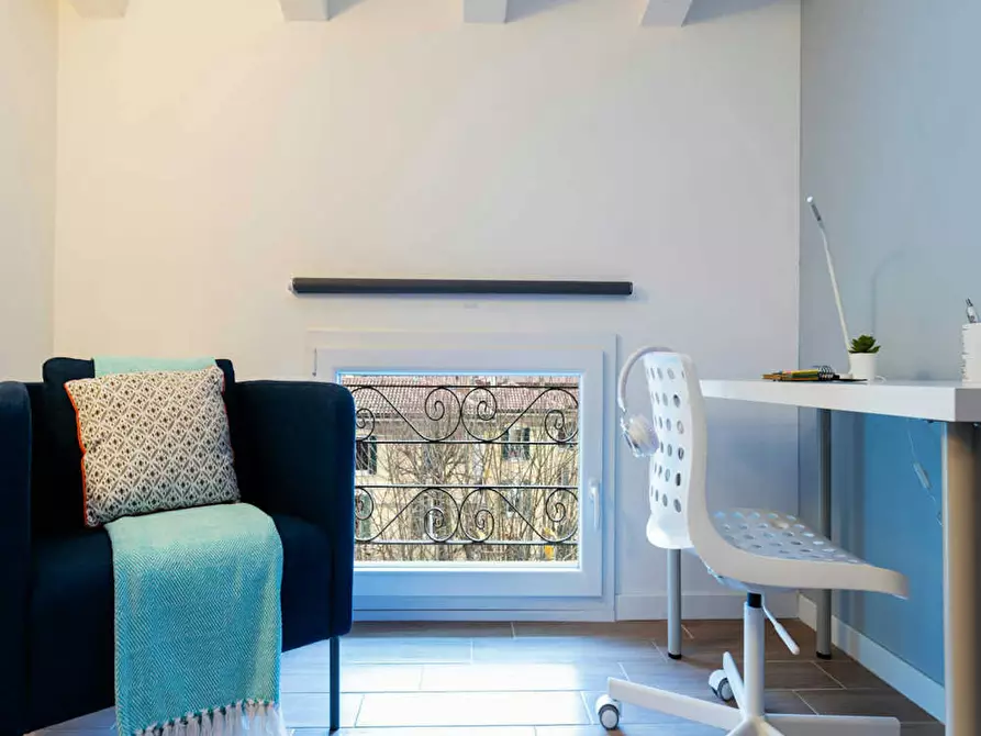 Immagine 7 di Camera in affitto  in Viale Alfredo Oriani a Bologna