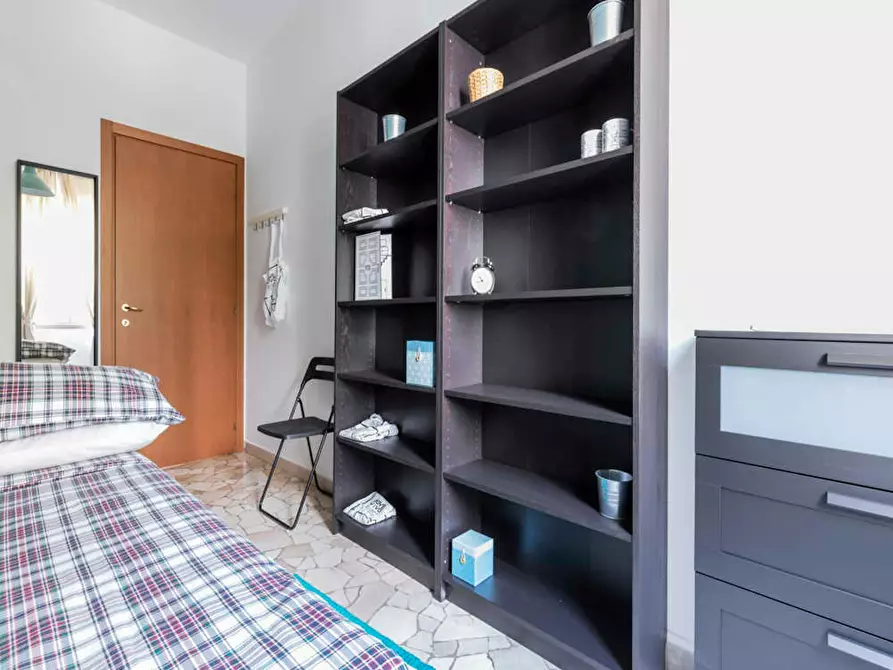 Immagine 7 di Camera in affitto  in Via Pisanello a Milano