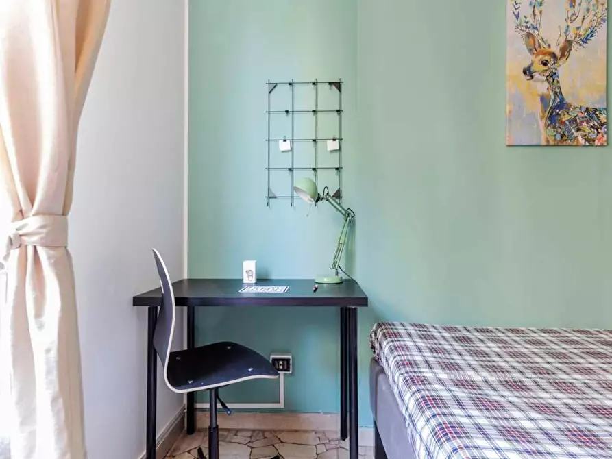 Immagine 4 di Camera in affitto  in Via Pisanello a Milano