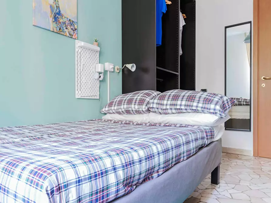 Immagine 2 di Camera in affitto  in Via Pisanello a Milano